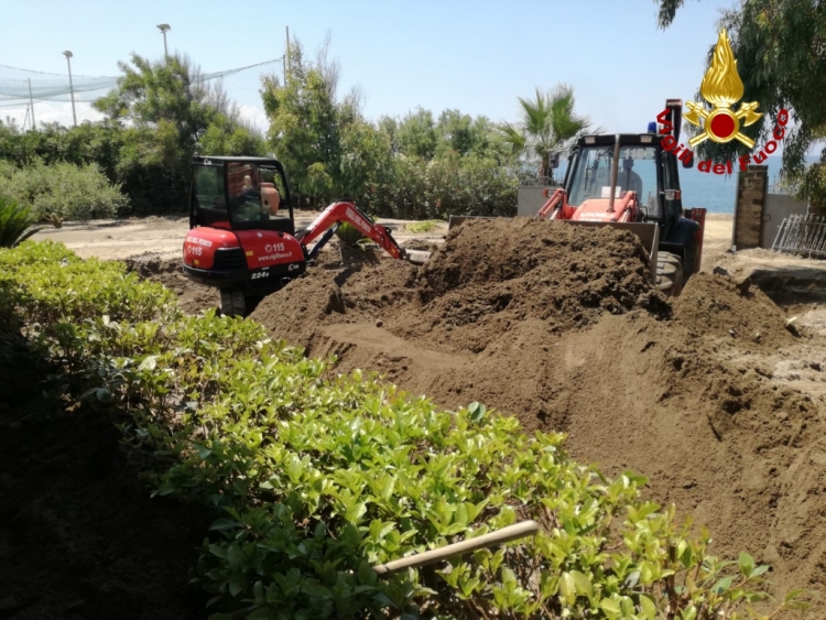 Maltempo a Joppolo e Nicotera, Vigili del fuoco al lavoro per la rimozione di fango e detriti –VIDEO