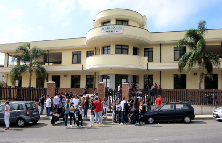 Al Liceo “G. Berto” di Vibo il “Festival della scienza”