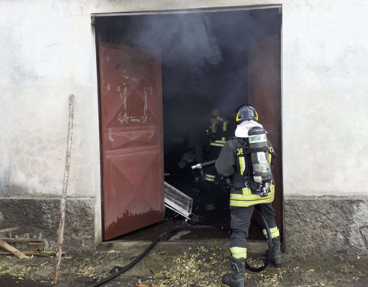 Incendio in un’abitazione a San Nicola, 49enne ferito trasportato in elisoccorso