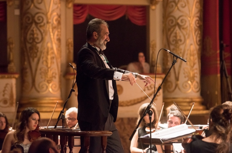 Serra, l’“Orchestra sinfonica la Grecia” di scena a Palazzo Chimirri