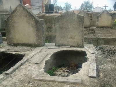 mini cimitero_acquaro6