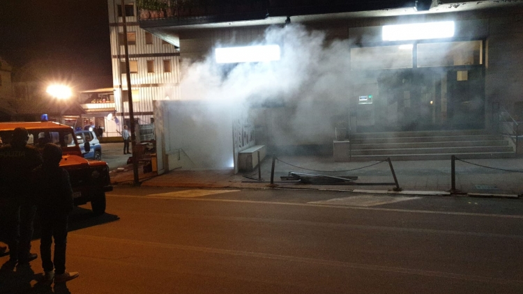 Incendio in un negozio a Serra, dichiarata l’inagibilità parziale dell’immobile