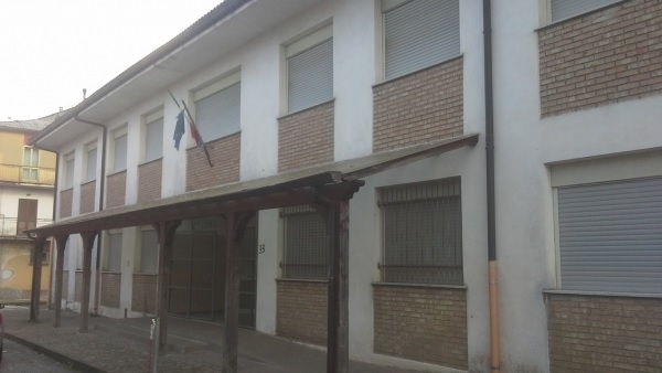 Serra, adeguamento sismico degli edifici scolastici: il Comune chiede fondi per 1,5 milioni di euro