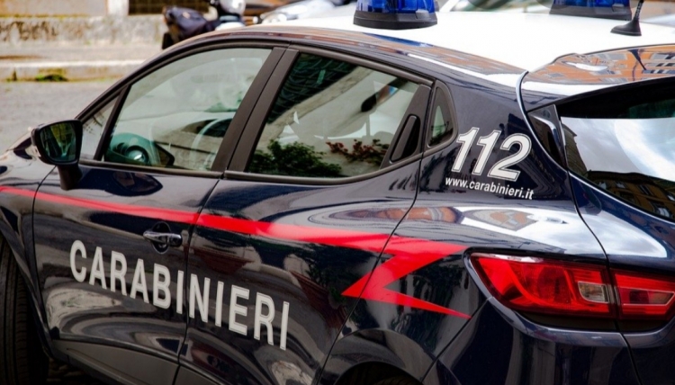 In casa con armi e munizioni, arrestato 27enne di Chiaravalle