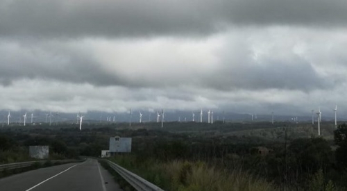 Eolico selvaggio, dalla Calabria appello a Mattarella contro il «Far West delle rinnovabili»