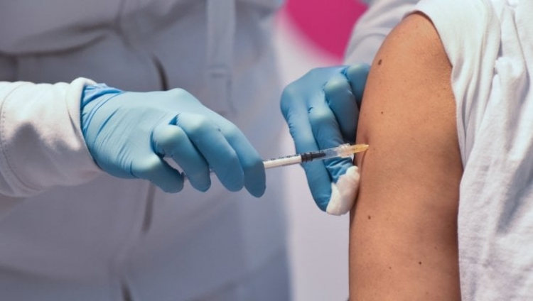 Avviata in provincia di Vibo la campagna di vaccinazione anti-Covid anche per gli over 60