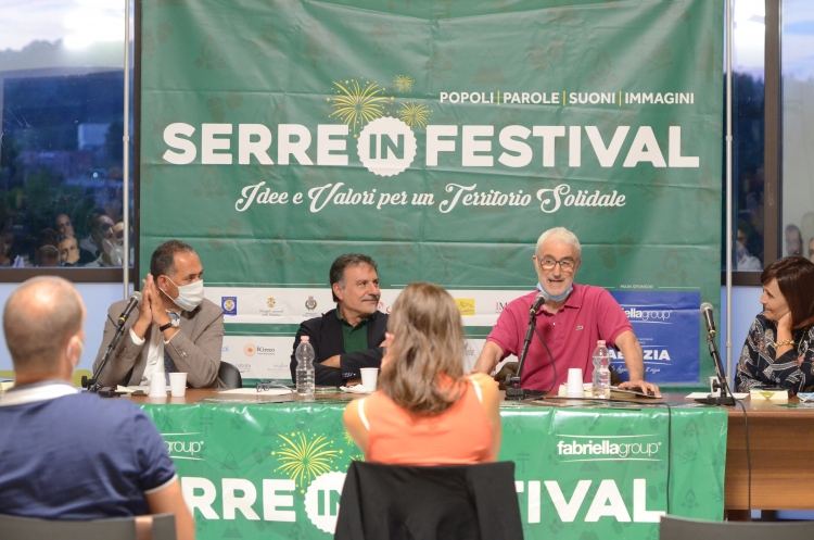 Nicola Oddati alla prima del “Serreinfestival” per la presentazione del libro “La trappola del gioco”