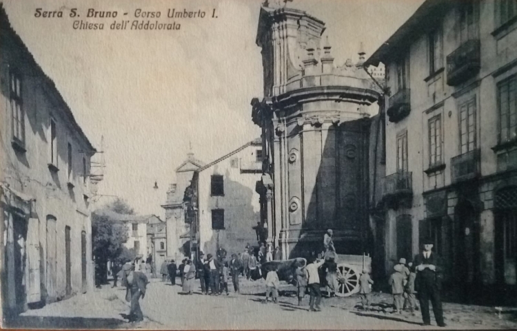 La chiesa dell&#039;Addolorata di Serra in un&#039;immagine dei primi decenni del Novecento