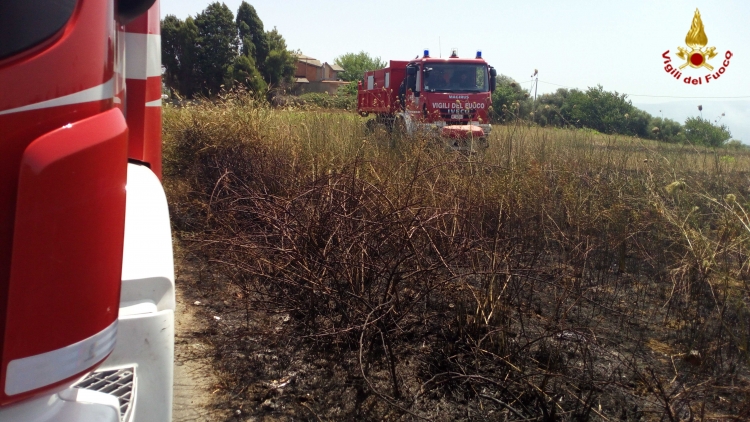 Incendi estivi nel Vibonese, potenziato il dispositivo di soccorso dei Vigili del fuoco