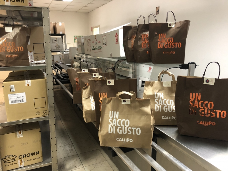 L’associazione Valentia dona 400 cesti con prodotti tipici al personale dell’ospedale di Vibo