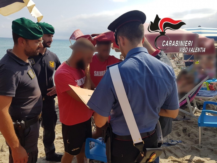 Strutture balneari abusive sul litorale vibonese, denunciate 7 persone