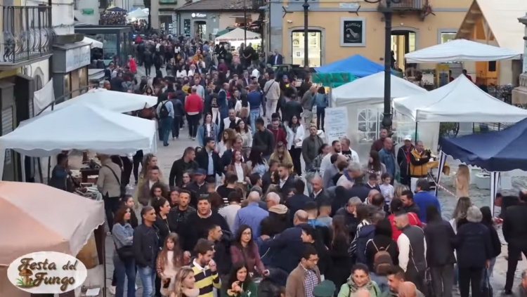 Boom di visitatori a Serra per la &quot;Festa del Fungo&quot;. E nel prossimo weekend si replica